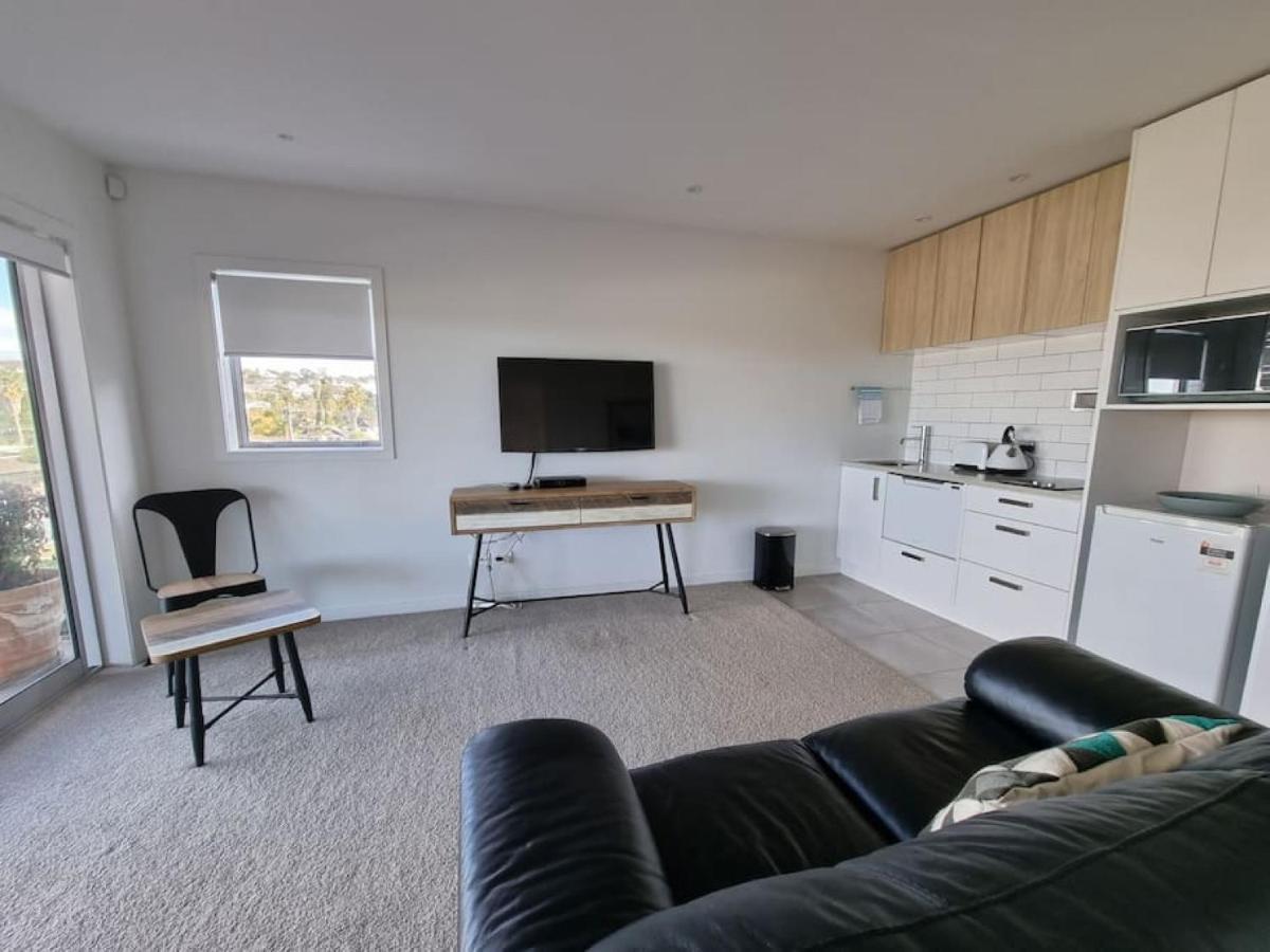 Fabulous Castor Bay 1 Bedroom With Views And Skytv Auckland Kültér fotó
